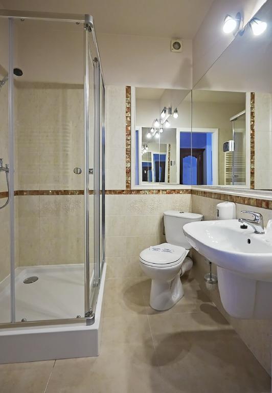 Hotel Palac W Myslecinku Bydgoszcz Værelse billede